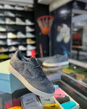 Photo - Reebok Classic Fashion Shoes