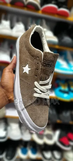 Photo - Converse Star Master Quality