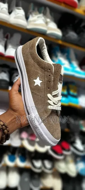 Photo - Converse Star Master Quality