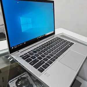 Photo - New Laptop HP EliteBook 830 G7 16GB Intel Core I7 SSD 512GB