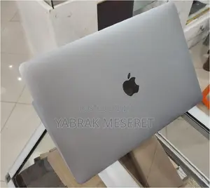 New Laptop Apple MacBook Air 2019 8GB Intel Core I5 SSD 256GB
