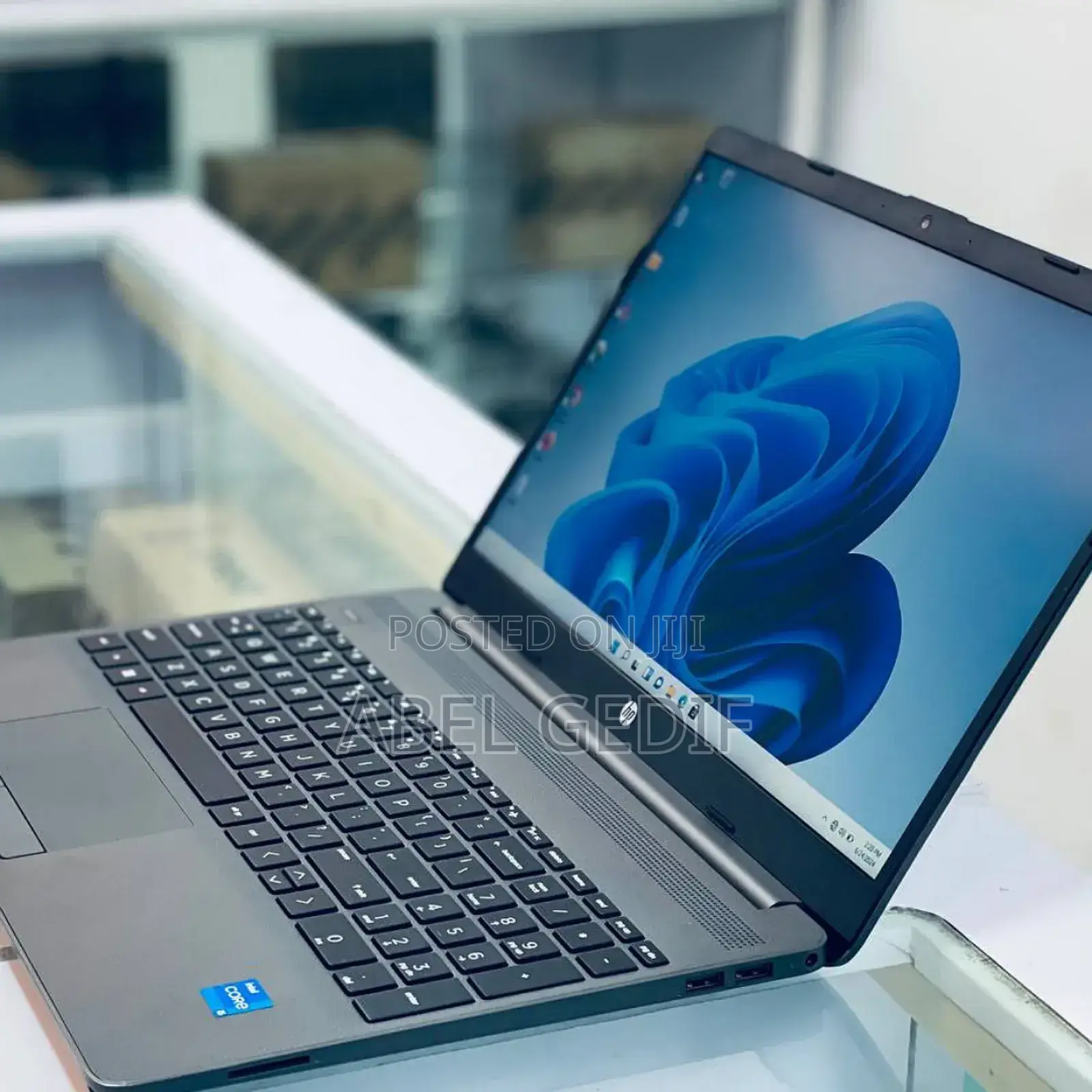 New Laptop HP Stream Notebook 16GB Intel Core I5 SSD 1T