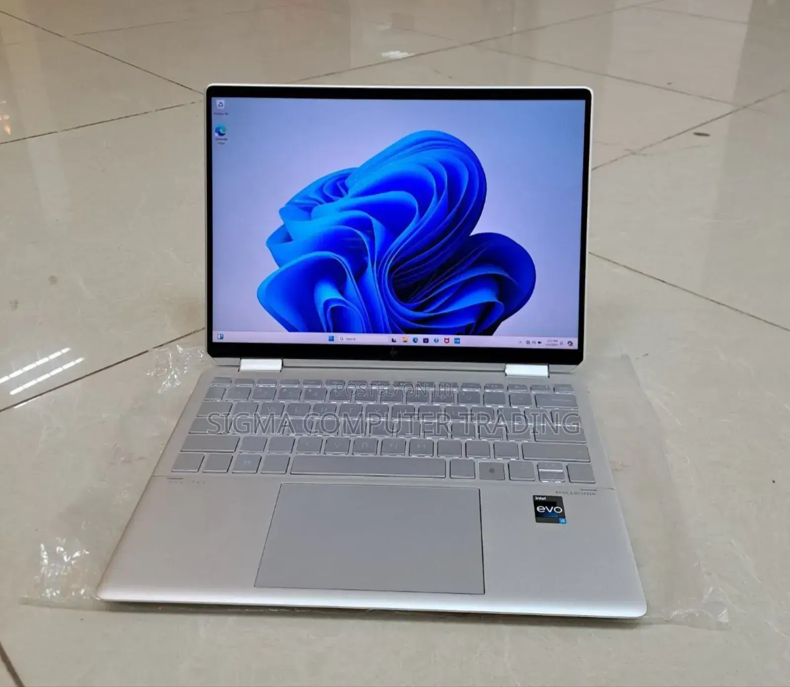 New Laptop HP Spectre 8GB Intel Core I5 SSD 512GB