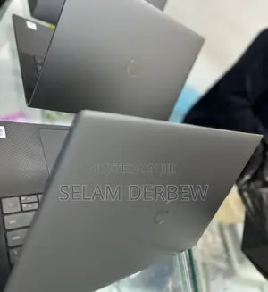 New Laptop Dell XPS 15 32GB Intel Core i7 SSD 512GB