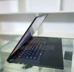 New Laptop Razer Blade 16GB Intel Core I7 SSD 1T