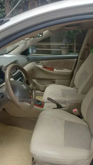 Toyota Corolla 2007 Gold