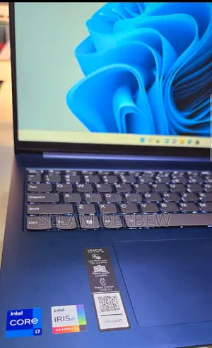 New Laptop Lenovo IdeaPad 1 16GB Intel Core I7 SSD 1T