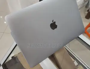 New Laptop Apple MacBook Air 2019 8GB Intel Core I5 SSD 256GB