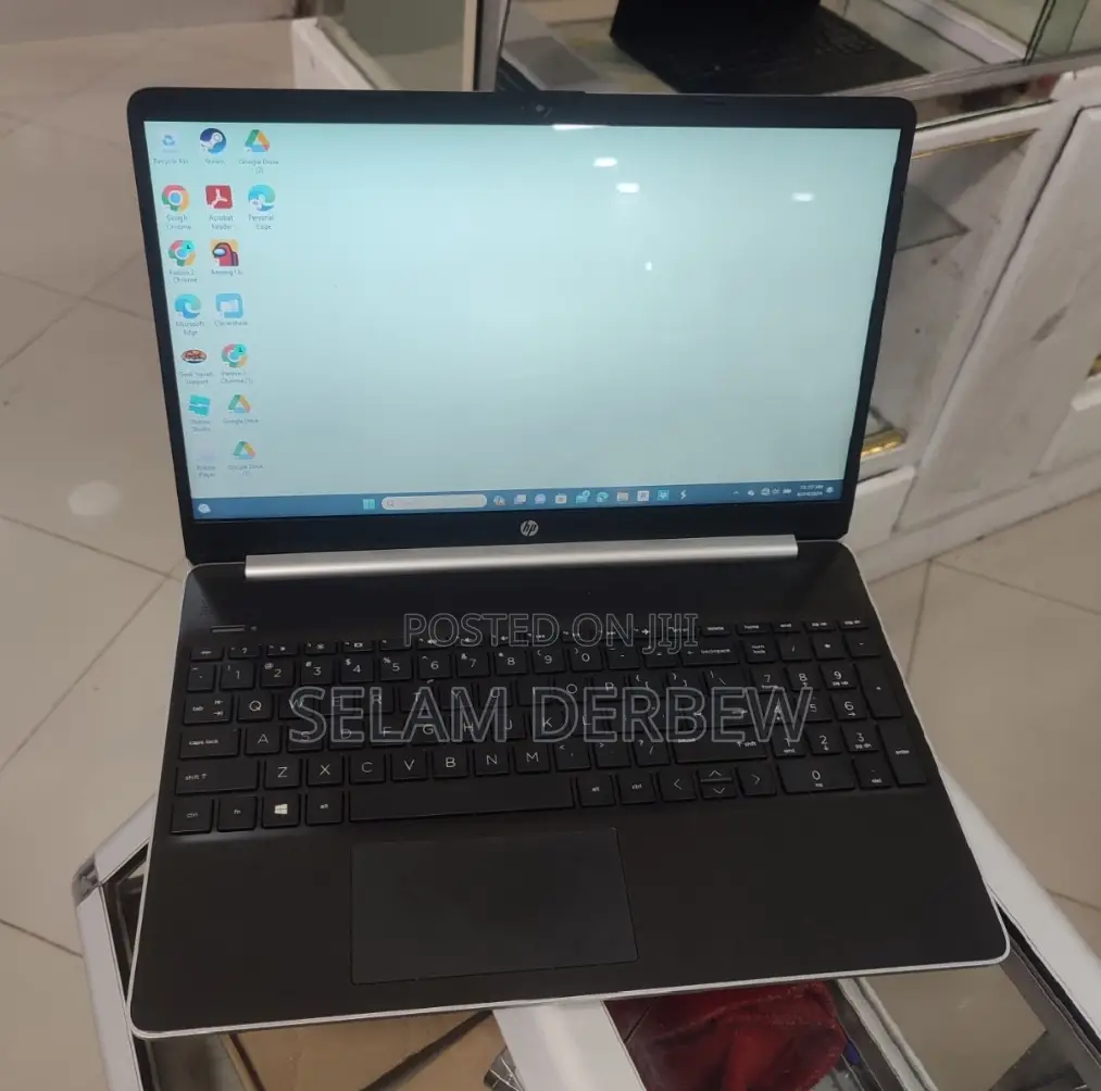 New Laptop HP Stream Notebook 8GB Intel Core I5 SSD 256GB