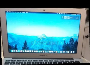 New Laptop Apple MacBook Air 2015 4GB Intel Core i5 SSD 128GB