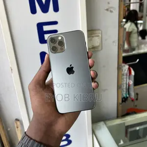 Photo - Apple iPhone 12 Pro 128 GB Black