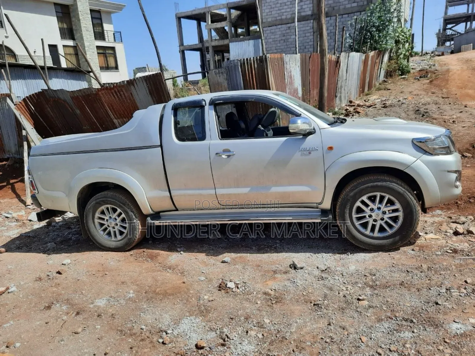 Toyota Hilux 2012 Silver