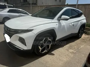 Hyundai Tucson 2021 White