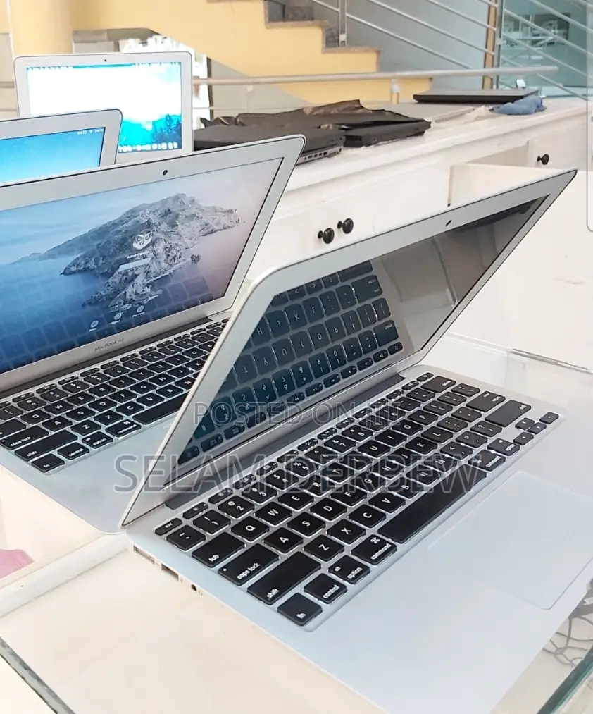 Laptop Apple MacBook Air 2015 4GB Intel Core I5 SSD 128GB