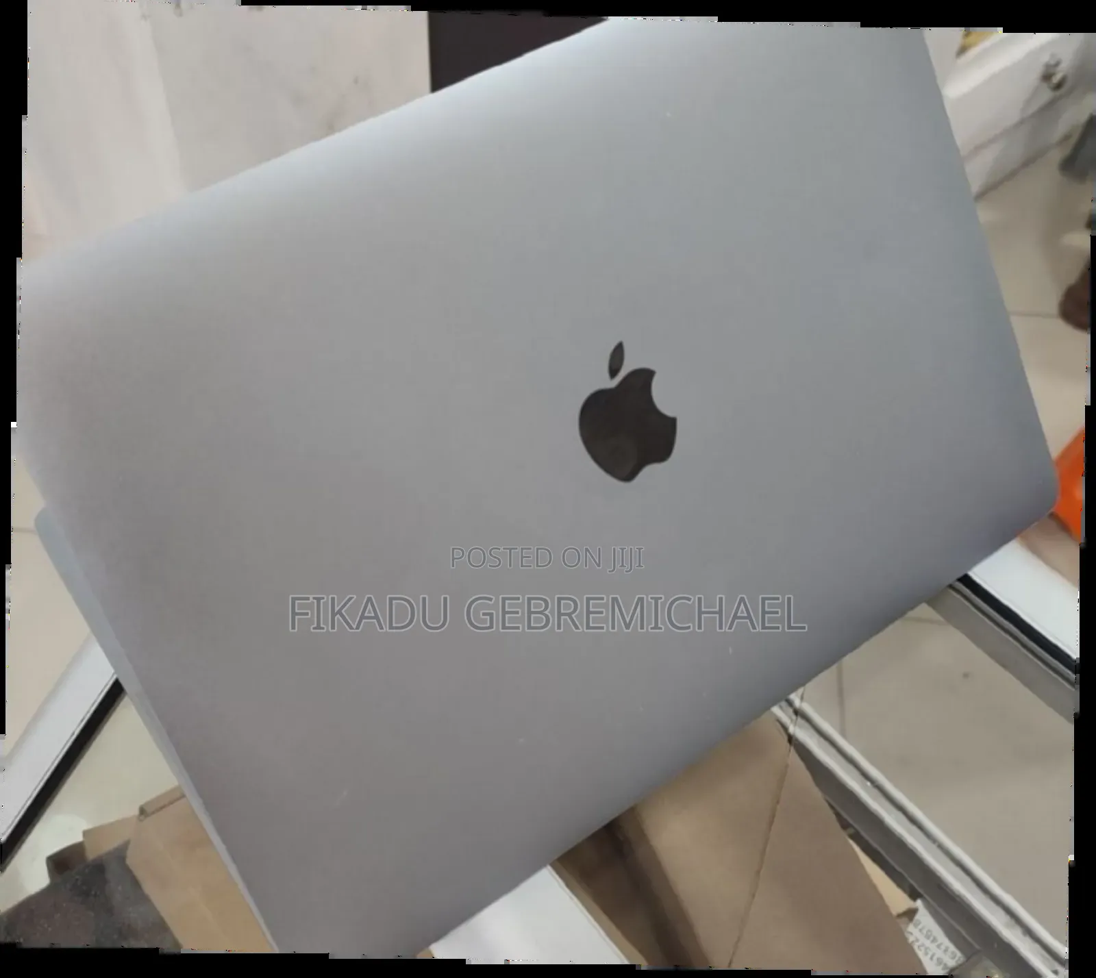 New Laptop Apple MacBook Air 2019 8GB Intel Core i5 SSD 256GB