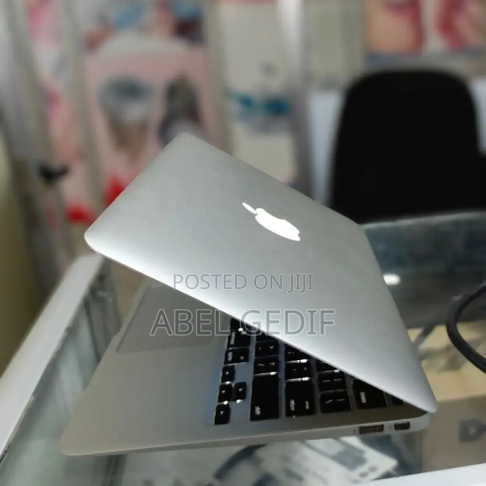 New Laptop Apple MacBook Air 2014 4GB Intel Core I5 SSD 128GB