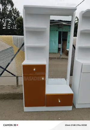 Photo - Dressing Table