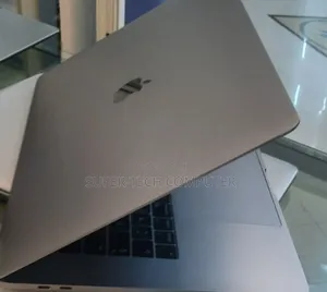 New Laptop Apple MacBook Air 2019 8GB Intel Core I5 SSD 256GB