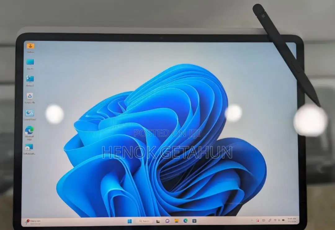 New Laptop Microsoft Surface Pro 16GB Intel Core I5 SSD 256GB