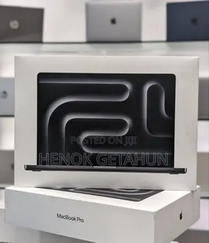 New Apple MacBook Pro 2023 M3 Pro 14-Inch 18GB Apple M3 SSD 512GB