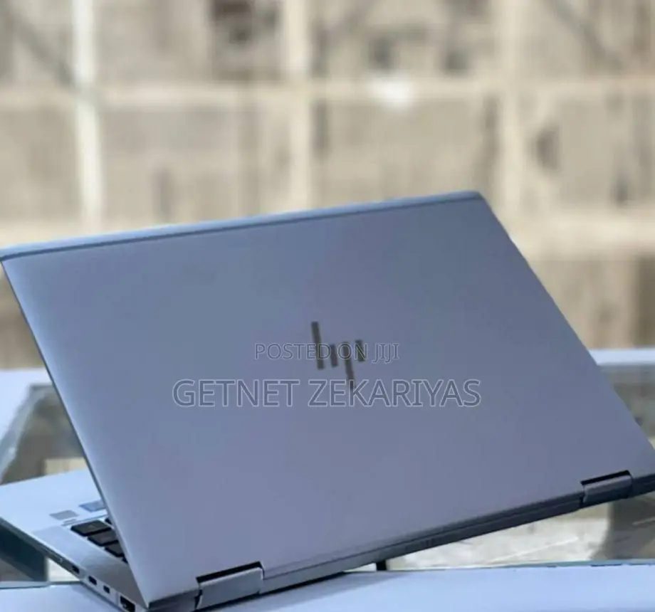 New Laptop HP EliteBook X GB Intel Core I7 SSD 512GB