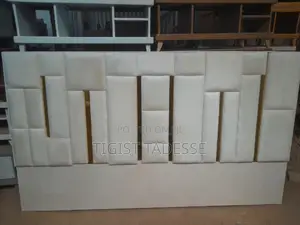 Bed 150cm High Quality Wood Work