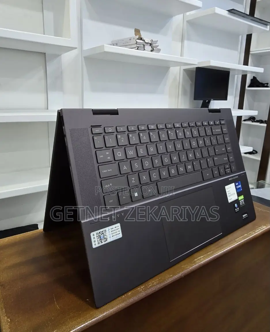 New Laptop HP Envy X360 16GB Intel Core I7 SSD 1T