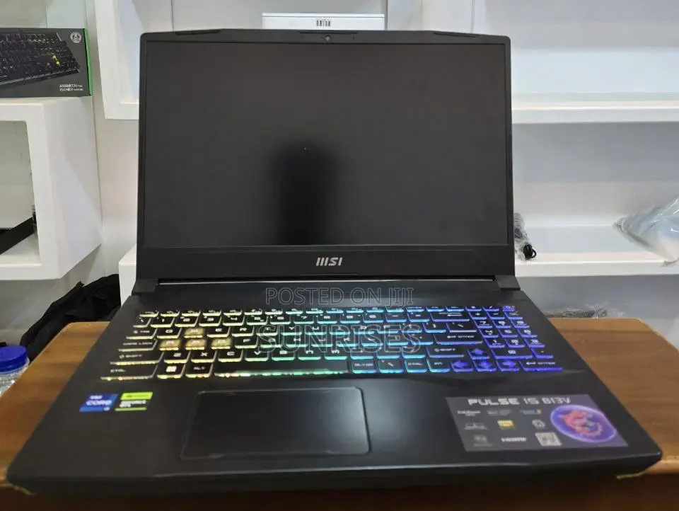 New Laptop MSI Pulse GL76 16GB Intel Core I7 SSD 1T