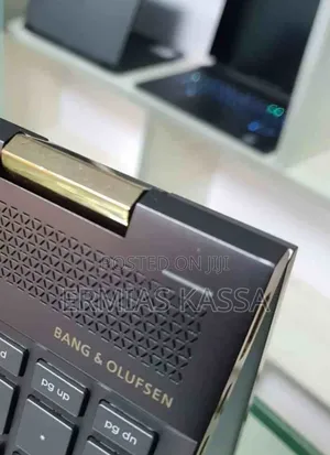 New Laptop HP Spectre X360 16GB Intel Core I7 SSD 512GB