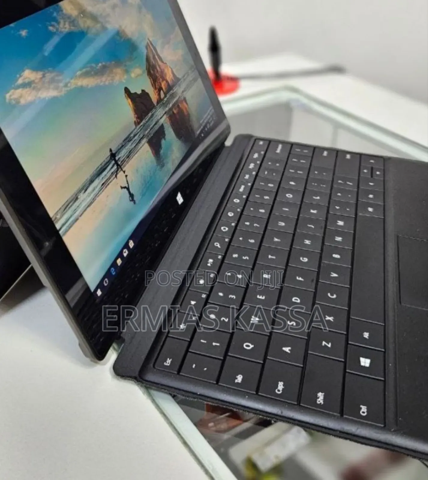 New Microsoft Surface 32 GB Black