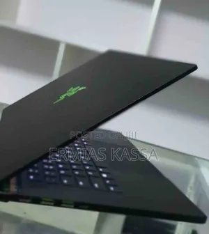 New Laptop Razer Blade Advanced 16GB Intel Core I7 SSD 1T