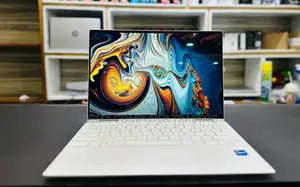 New Laptop Dell XPS 13 32GB Intel Core I7 SSD 1T