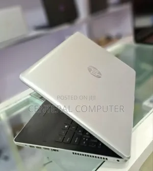 New Laptop HP Spectre 8GB Intel Core I5 HDD 1T