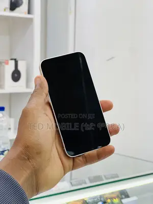 Photo - Apple iPhone 13 Mini 256 GB White