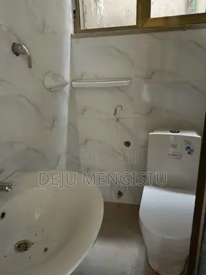 6bdrm House in ሰባ ሁለት, Bole for rent