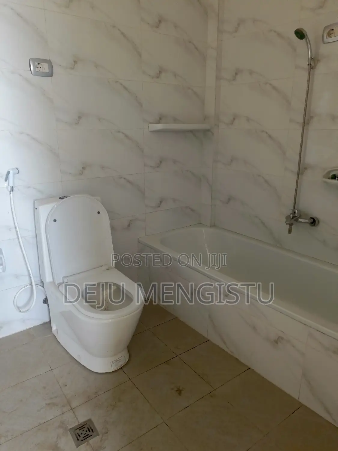 6bdrm House in ሰባ ሁለት, Bole for rent