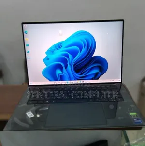 Photo - New Laptop Dell XPS 13 9343 32GB Intel Core I9 SSD 2T