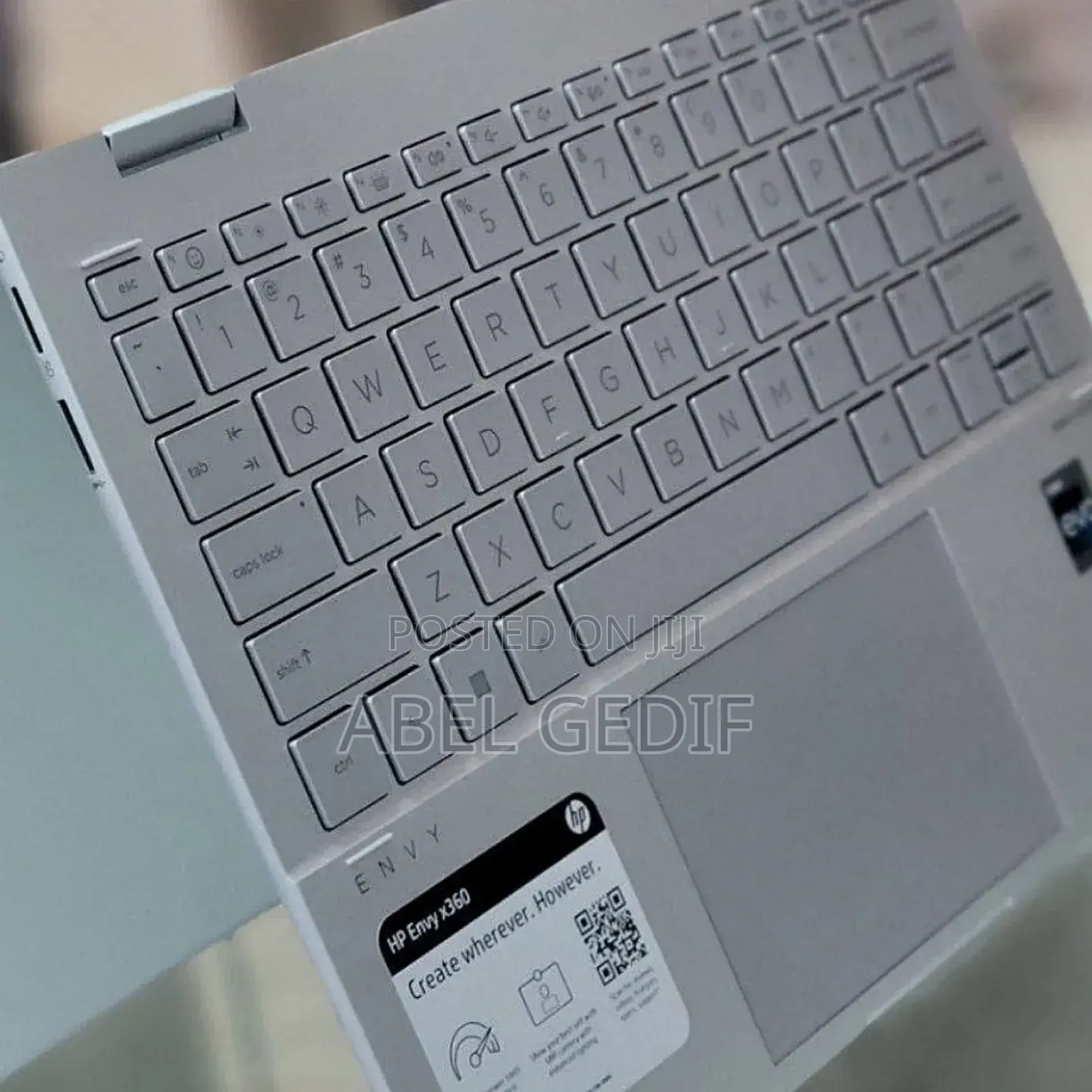 New Laptop HP Envy X360 8GB Intel Core I7 SSD 1T