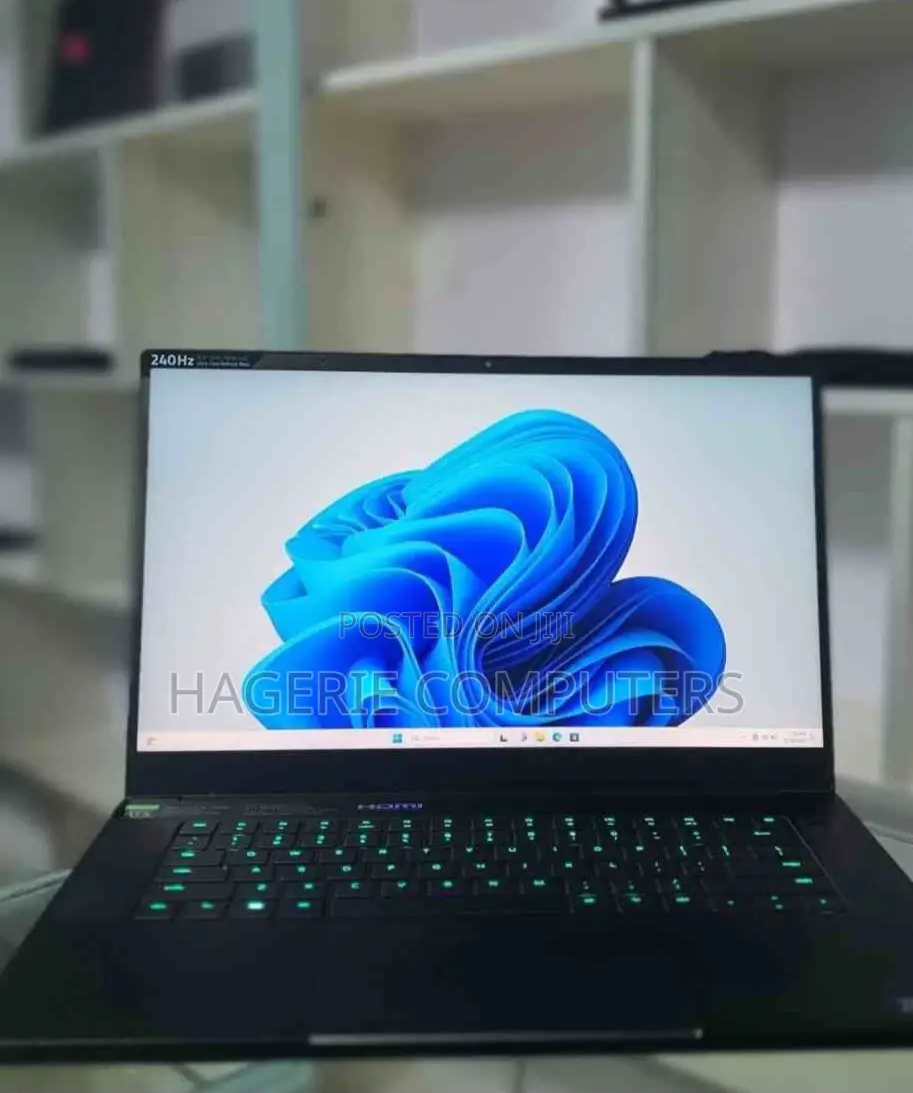 New Laptop Razer Blade 16GB Intel Core I7 SSD 1T