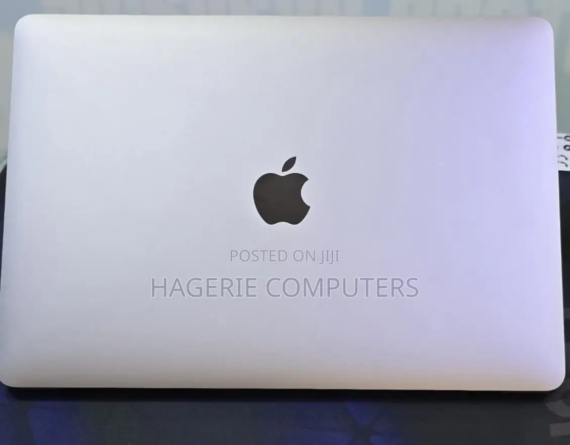 New Laptop Apple MacBook Pro 2020 16GB Intel Core I7 SSD 512GB