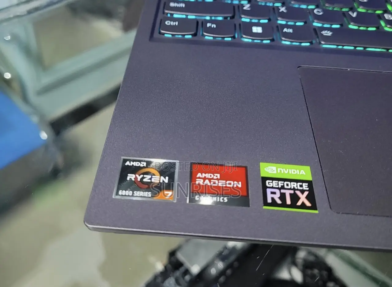 New Laptop Lenovo Legion 5 16GB AMD Ryzen 7 SSD 512GB