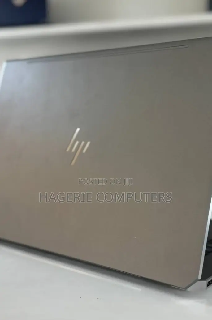 New Laptop HP ZBook Studio 16GB Intel Core I7 SSD 512GB