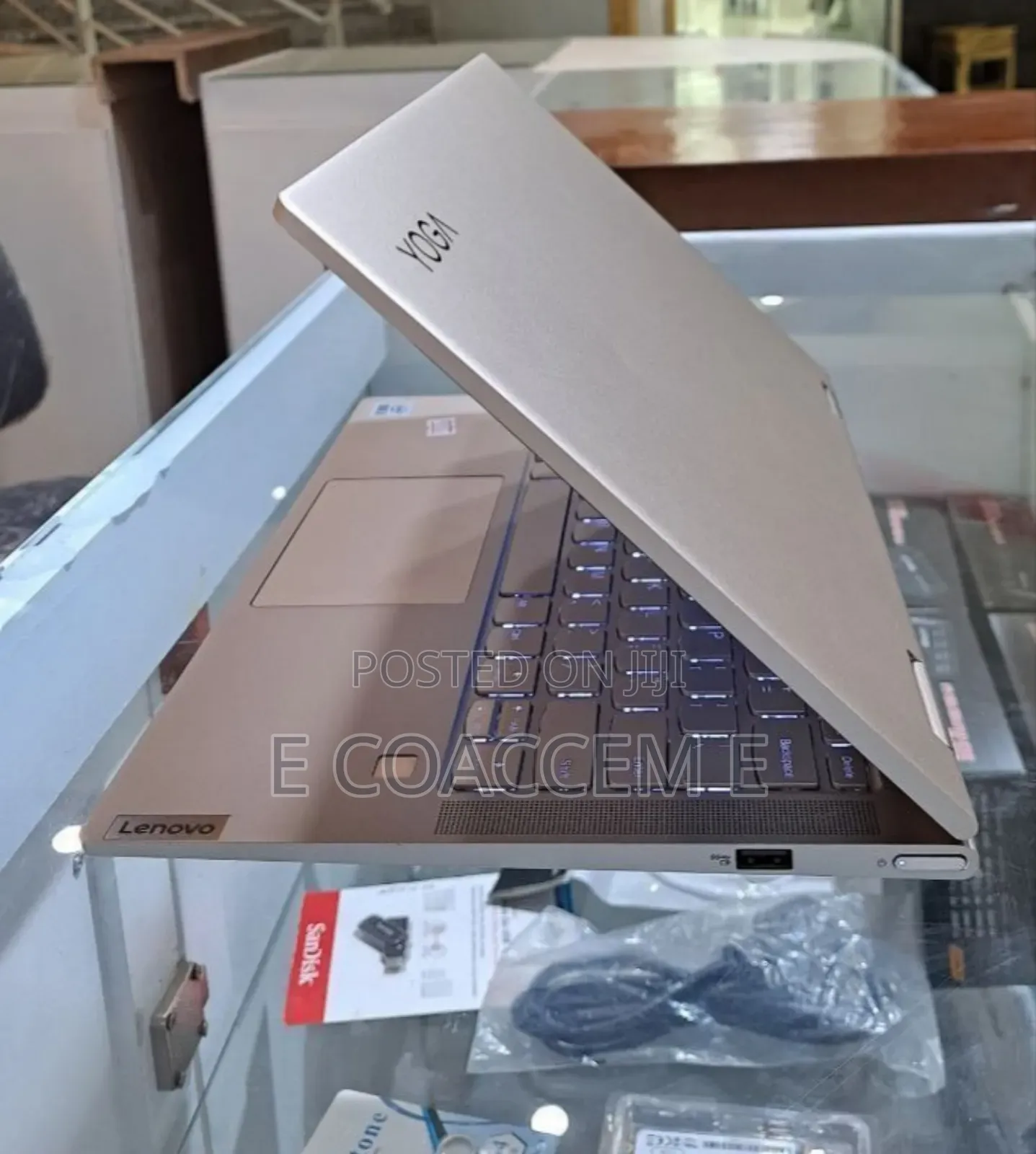 New Laptop Lenovo Yoga C740 8GB Intel Core I5 SSD 512GB