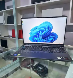 New Laptop Lenovo Legion 7 16GB Intel Core I7 SSD 512GB