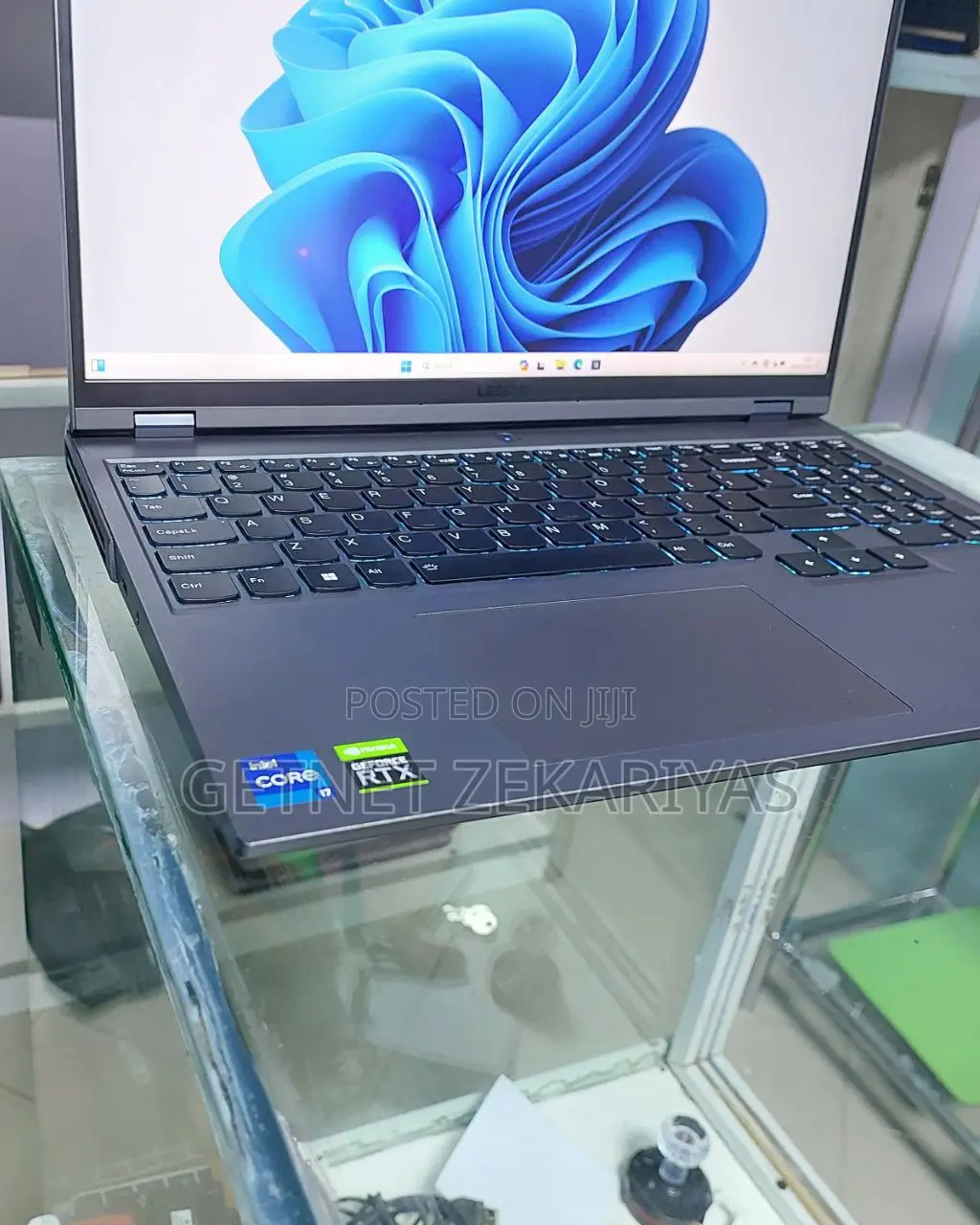 New Laptop Lenovo Legion 5 16GB AMD Ryzen 7 SSD 512GB