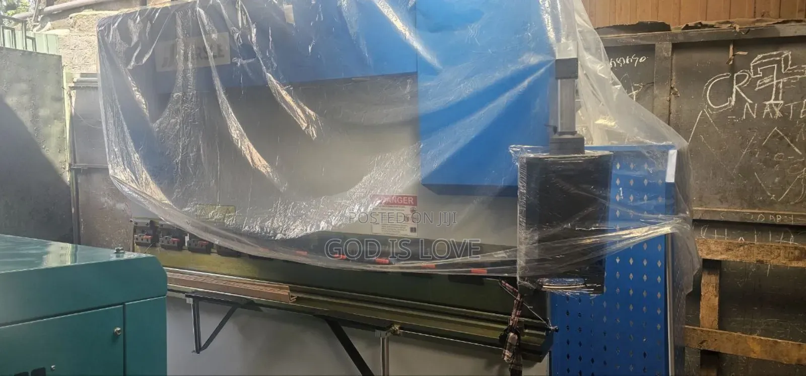 የሚሸጥ ላሜራ ማጠፍያ አዲስ(New) የቻይና ስሪት (Made in China ) እስ