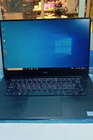 Photo - New Laptop Dell XPS 15-9570 16GB Intel Core I7 SSD 512GB