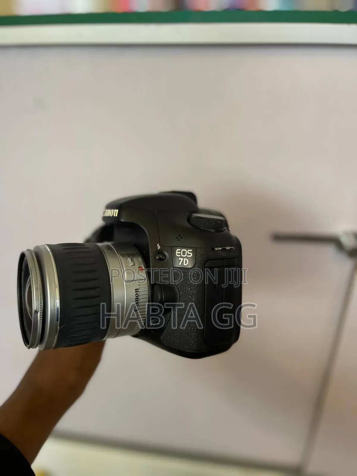 7D 28-90mm Red Dot Lens