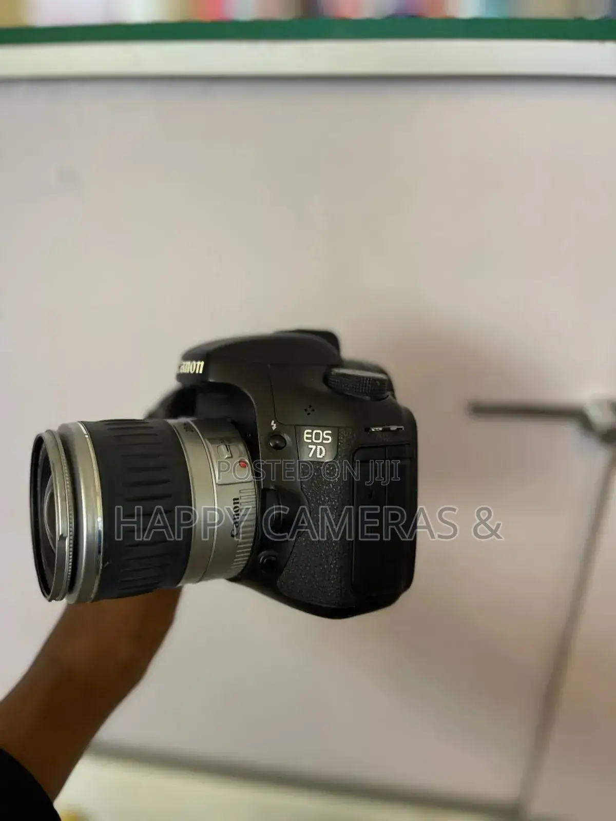 7D 28-90mm Red Dot Lens