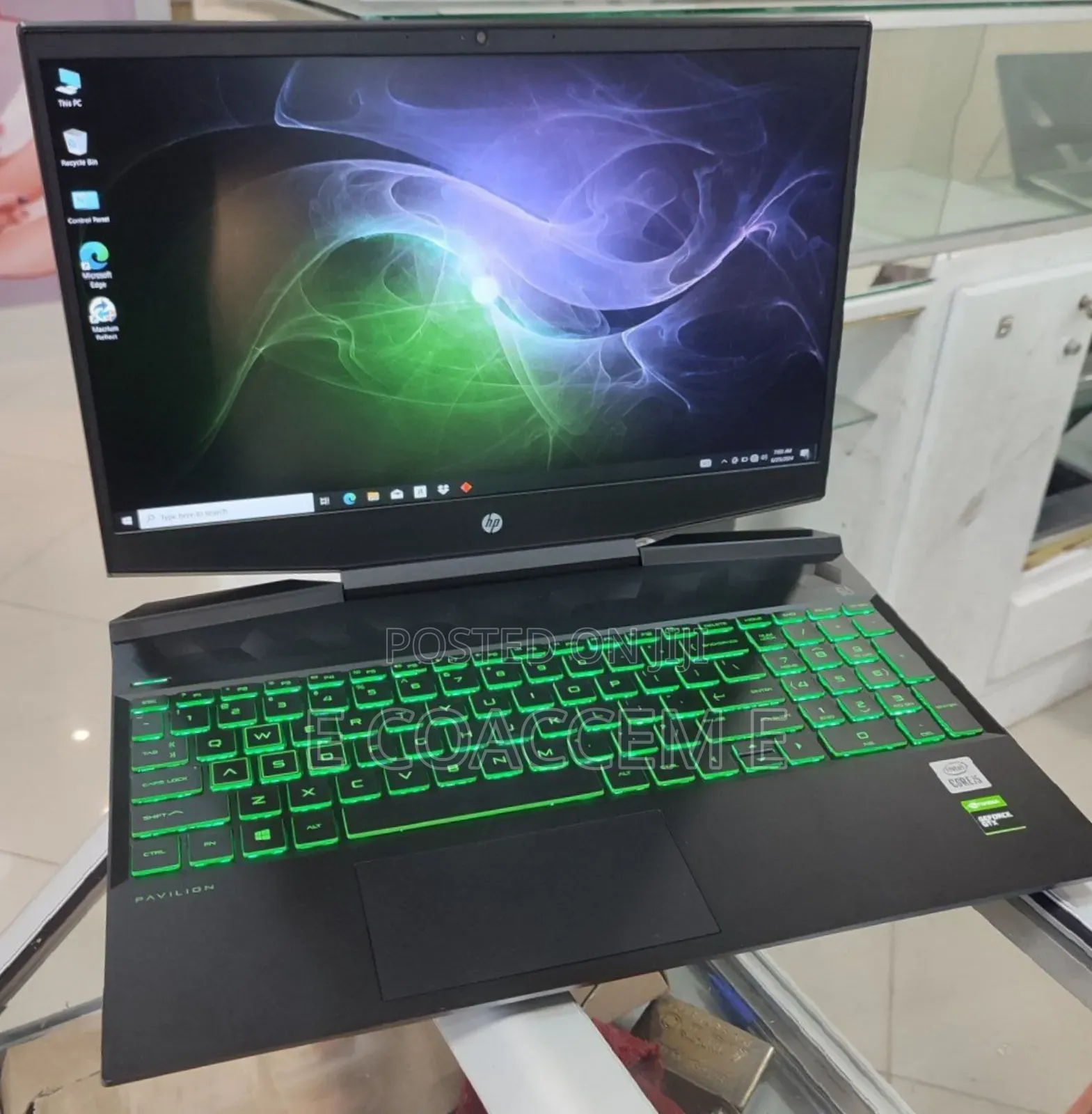 New Laptop HP Pavilion 15 8GB Intel Core I5 SSD 512GB